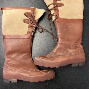 UGG Chestnut and Beige Leather Boots
